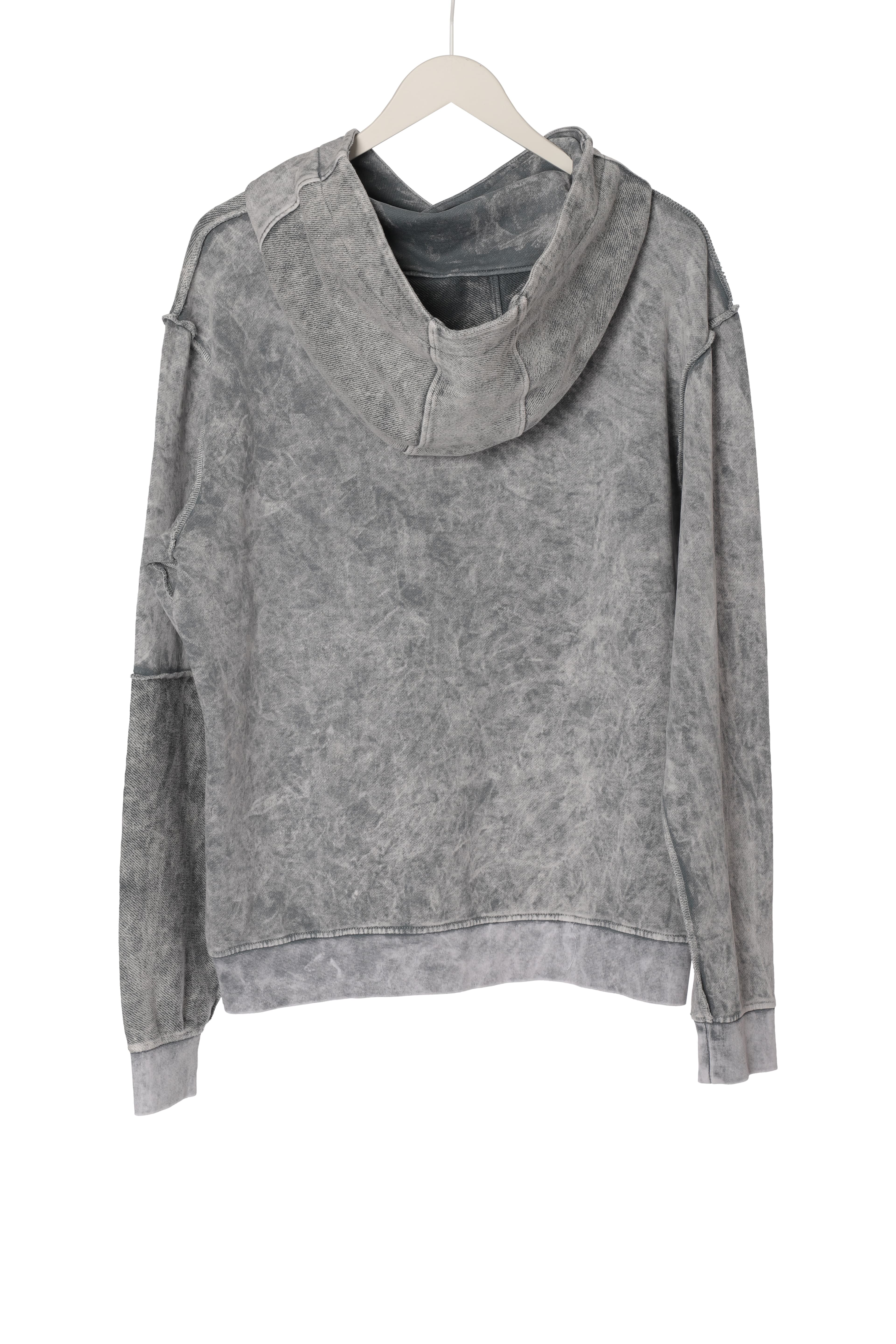 GARMENT DYE HOODED SWEATSHIRT 2
